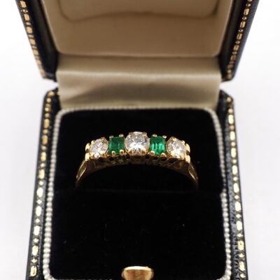 18ct Yellow Gold Diamond & Emerald Ring